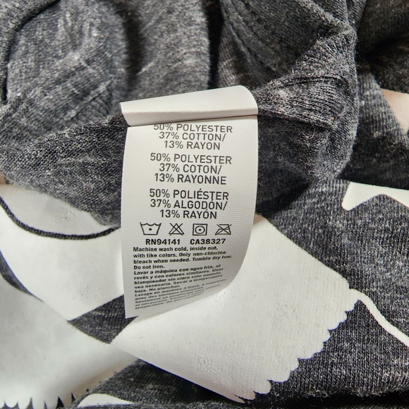 Graphic Print Tee "You Can't Handle the Truth" - Picture 9 of 9